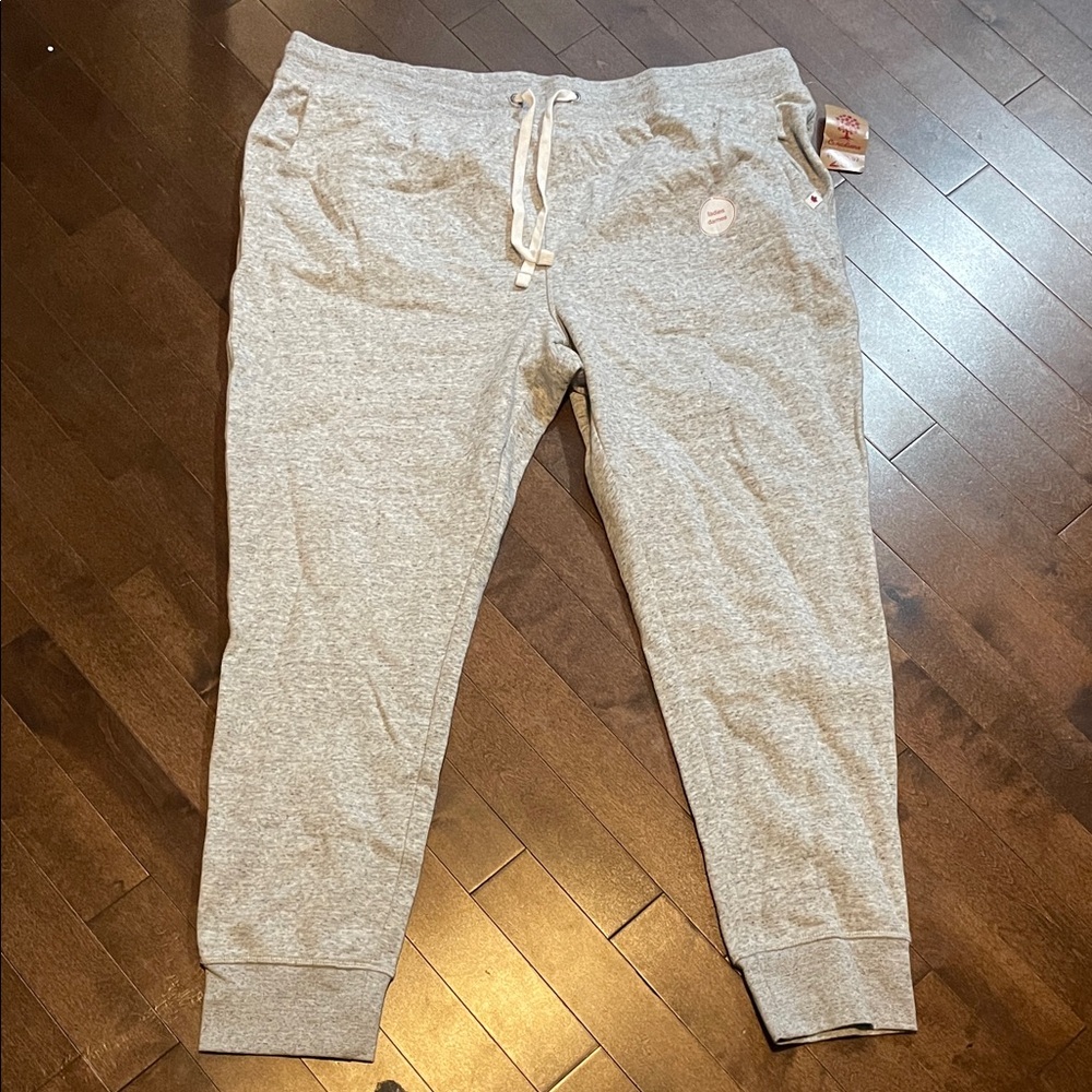 Woman’s Canadiana Heather Gray Jogger Sweatpants3x
